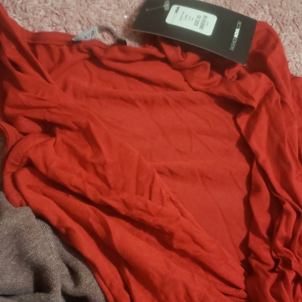 Dress - Picture 3 of 3